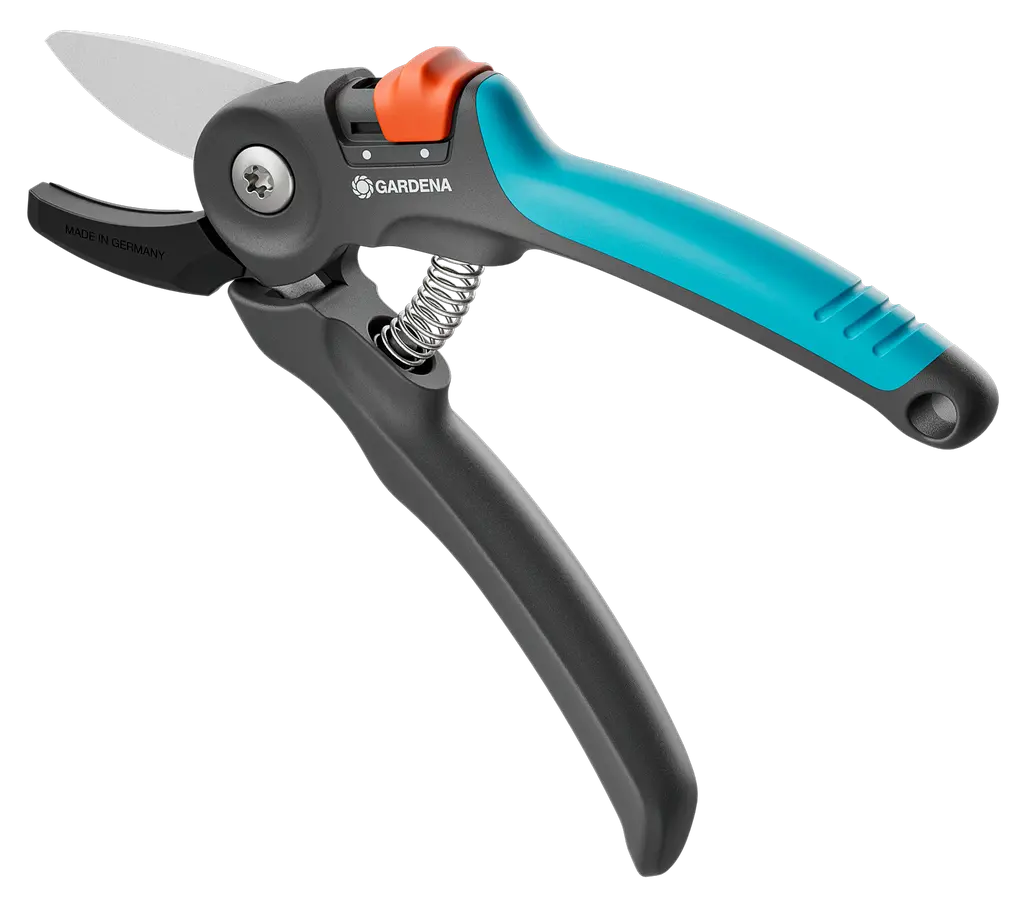 GARDENA PremiumCut Anvil Cut Secateurs