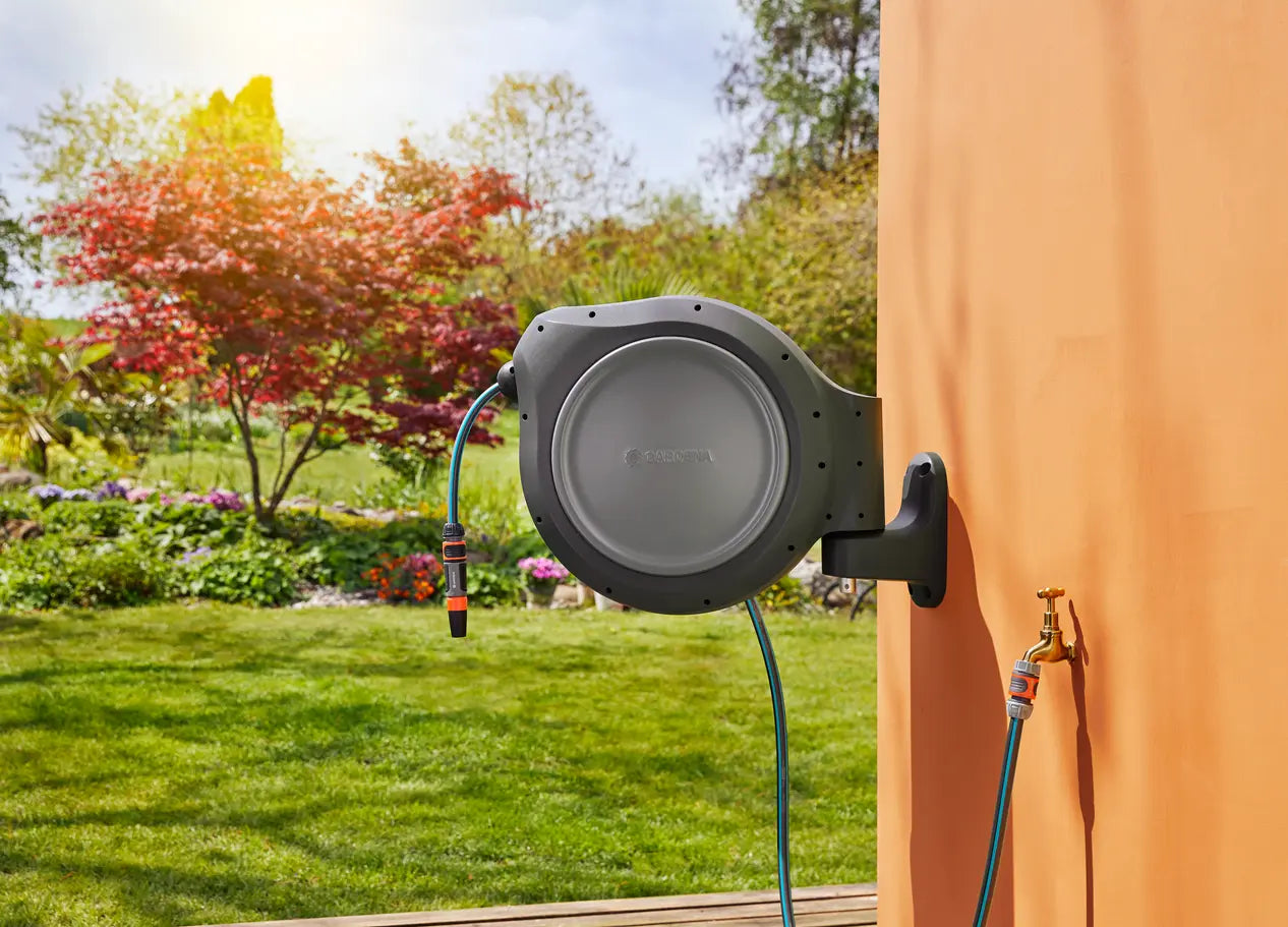 GARDENA Wall-Mounted Retractable Hose Reel automatic 30 m