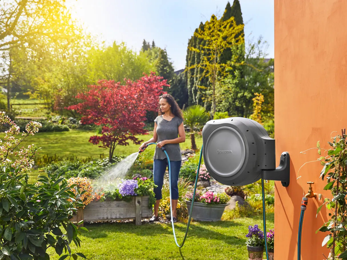 GARDENA Wall-Mounted Retractable Hose Reel automatic 30 m
