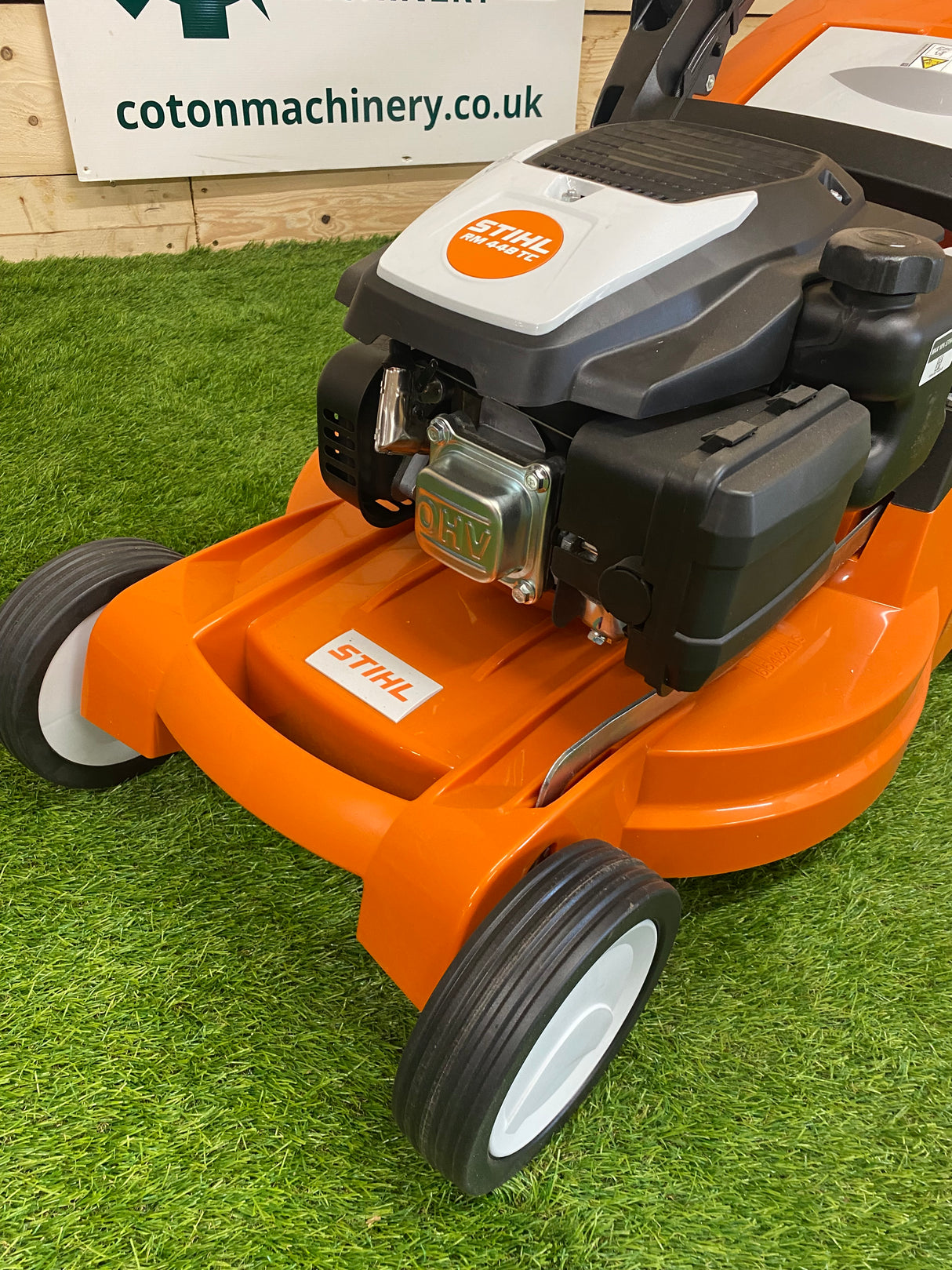 STIHL RM448.1TC Self-Propelled Petrol Lawn Mower - Ex Display