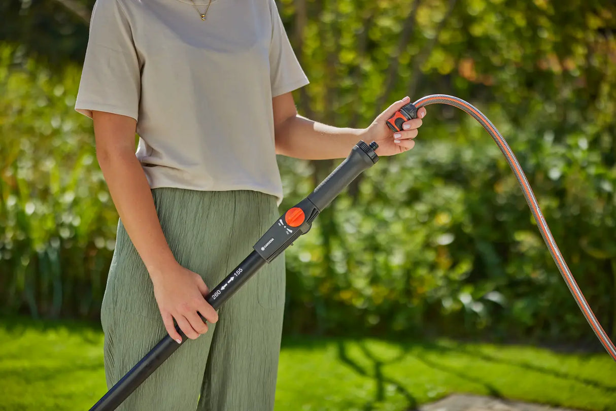 GARDENA Cleansystem Telescopic Handle M-XL