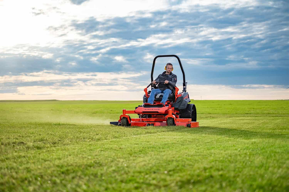 ARIENS Summit Pro 572 Zero-Turn Mower 72"