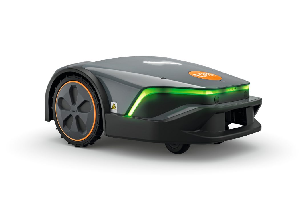 STIHL iMOW® 7 EVO robotic mower