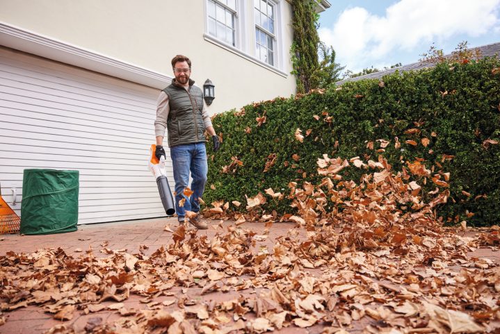 NEW! STIHL BGA50 Handheld Cordless Blower - AK System (unit only)
