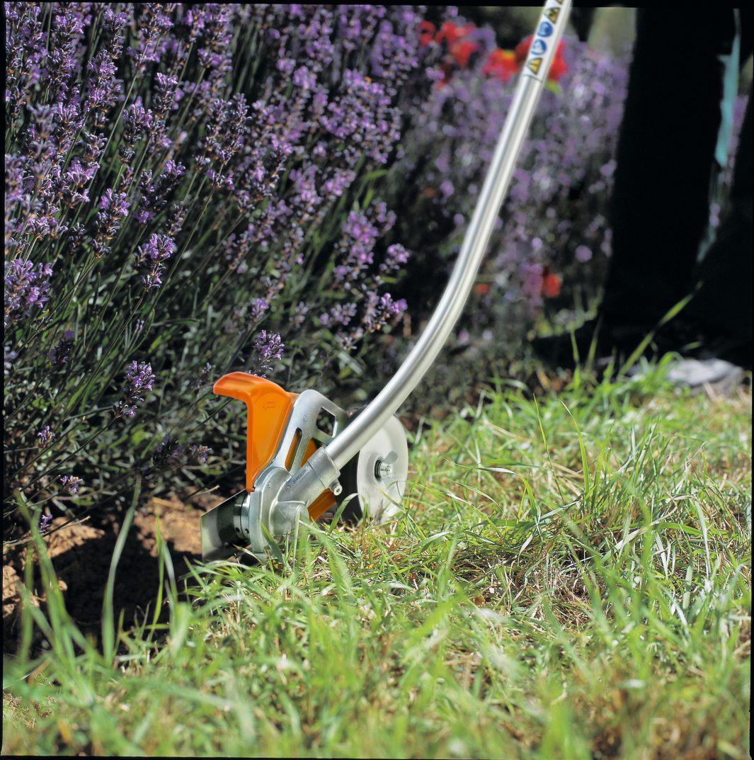 STIHL FCB-KM Edge Trimmer KombiTool