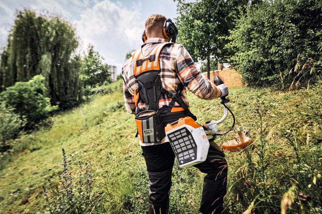 STIHL FSA250 Cordless Grass Trimmer - AP System (unit only)