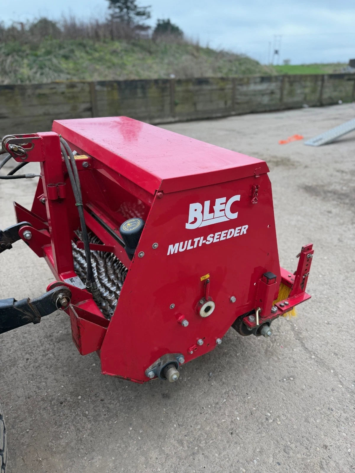 USED Blec BMS1000 Multi-Seeder