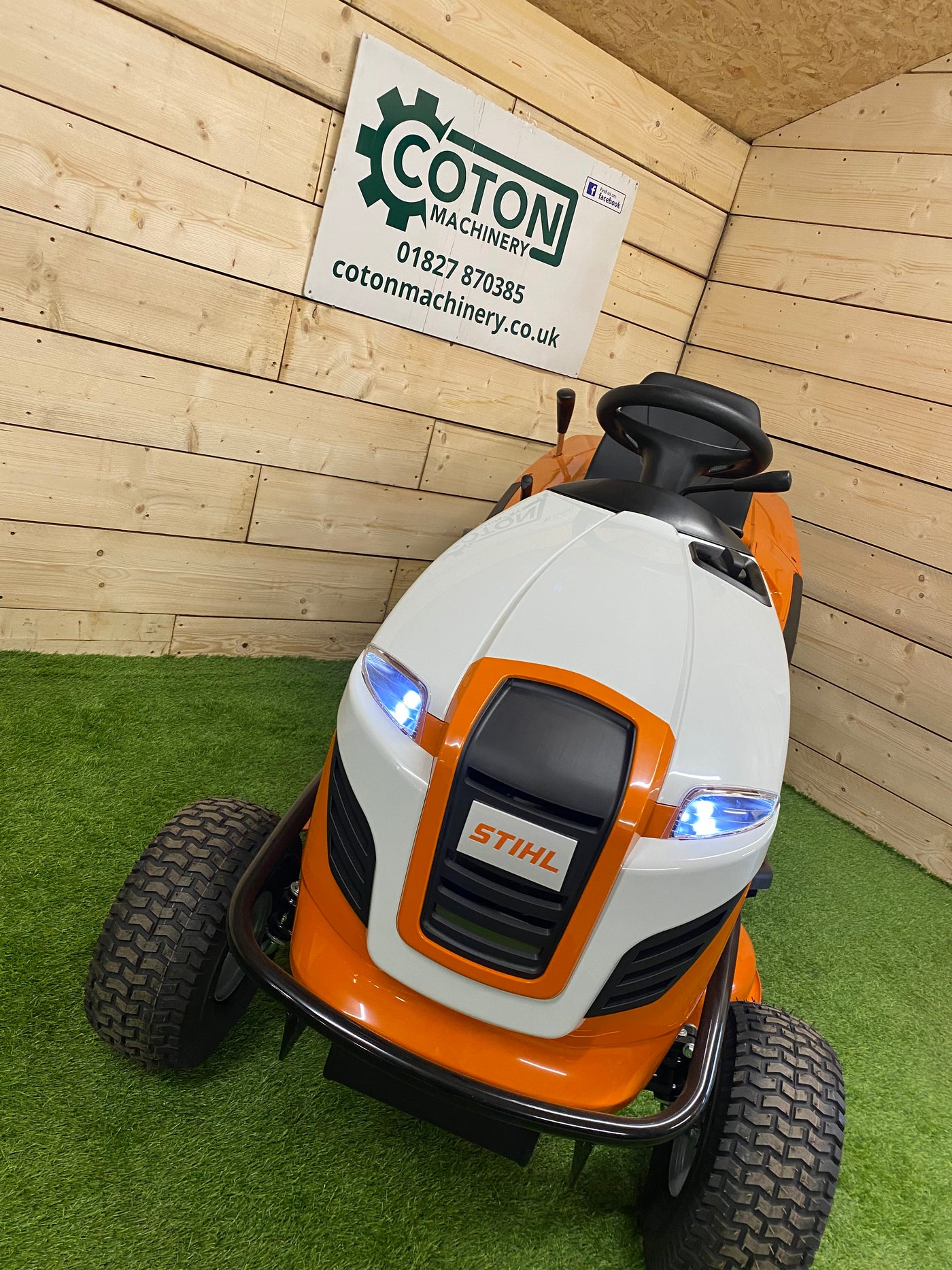 STIHL RT5097Z Petrol Ride-On Lawn Mower