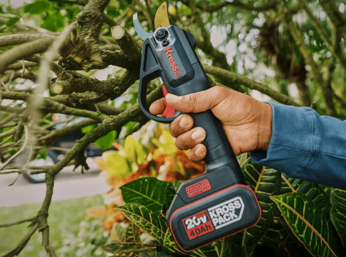 Kress Special Bundle! KG340 Kress 20 V 25 mm Cordless Pruning Shears - with 2 x 2Ah Battery and 1 x 2A Charger