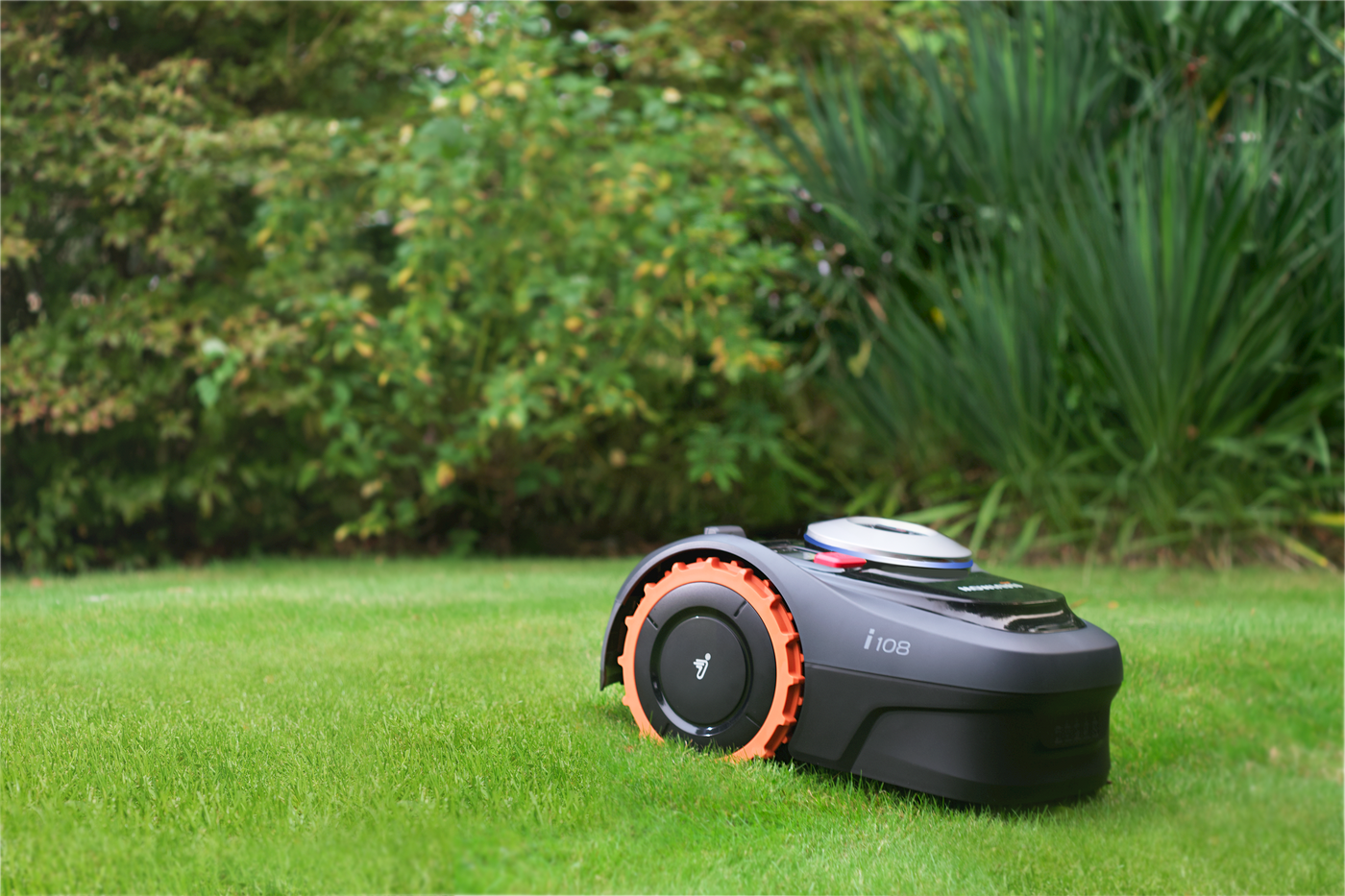 Segway Navimow i108E Robotic Mower 800m2