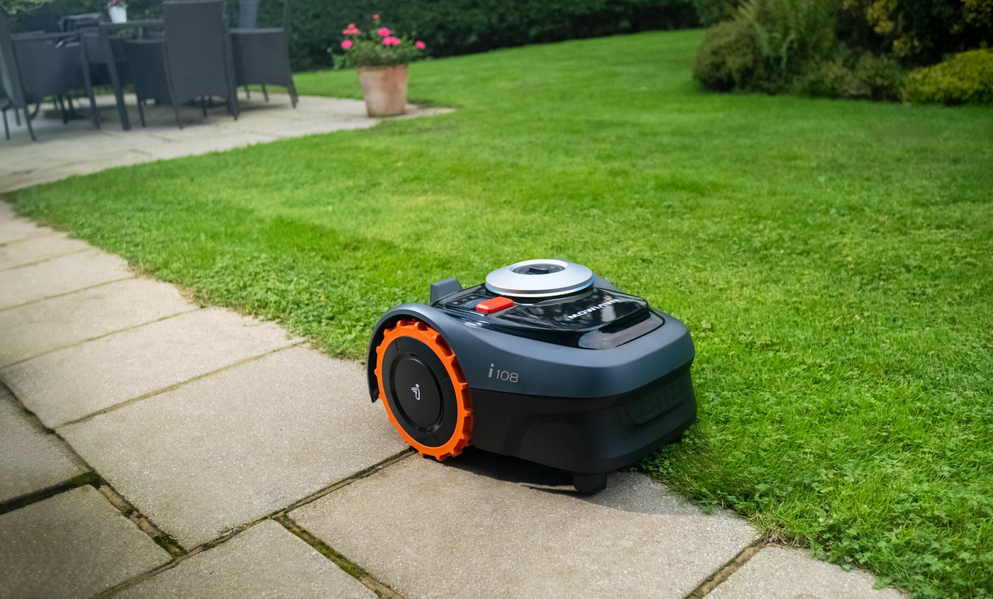 Segway Navimow i108E Robotic Mower 800m2