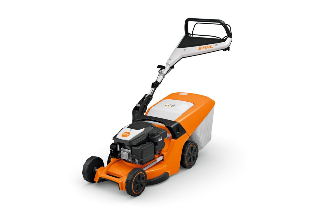 STIHL RM443.3T Self-Propelled Petrol Lawn Mower 16"