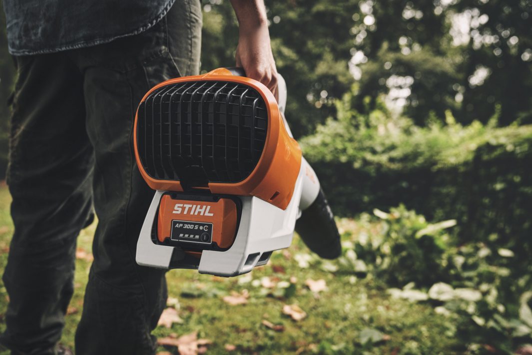 STIHL BGA250 Handheld Cordless Blower - AR System (unit only)