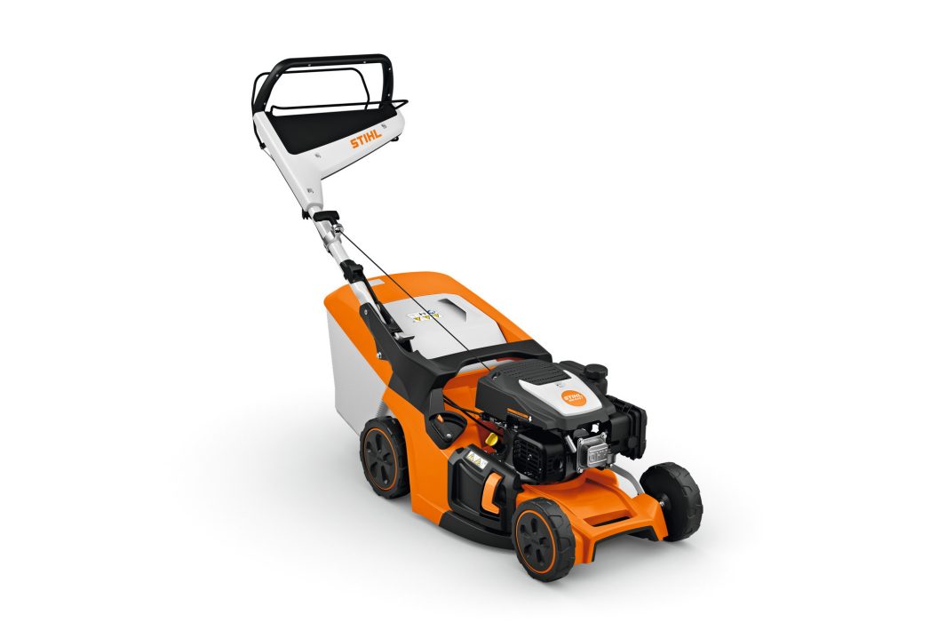 STIHL RM443.3T Self-Propelled Petrol Lawn Mower 16"