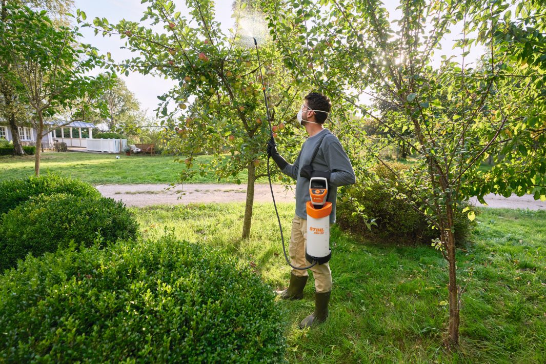 Stihl SGA30 Cordless Sprayer Set - AS System (with AS2 & Charger)