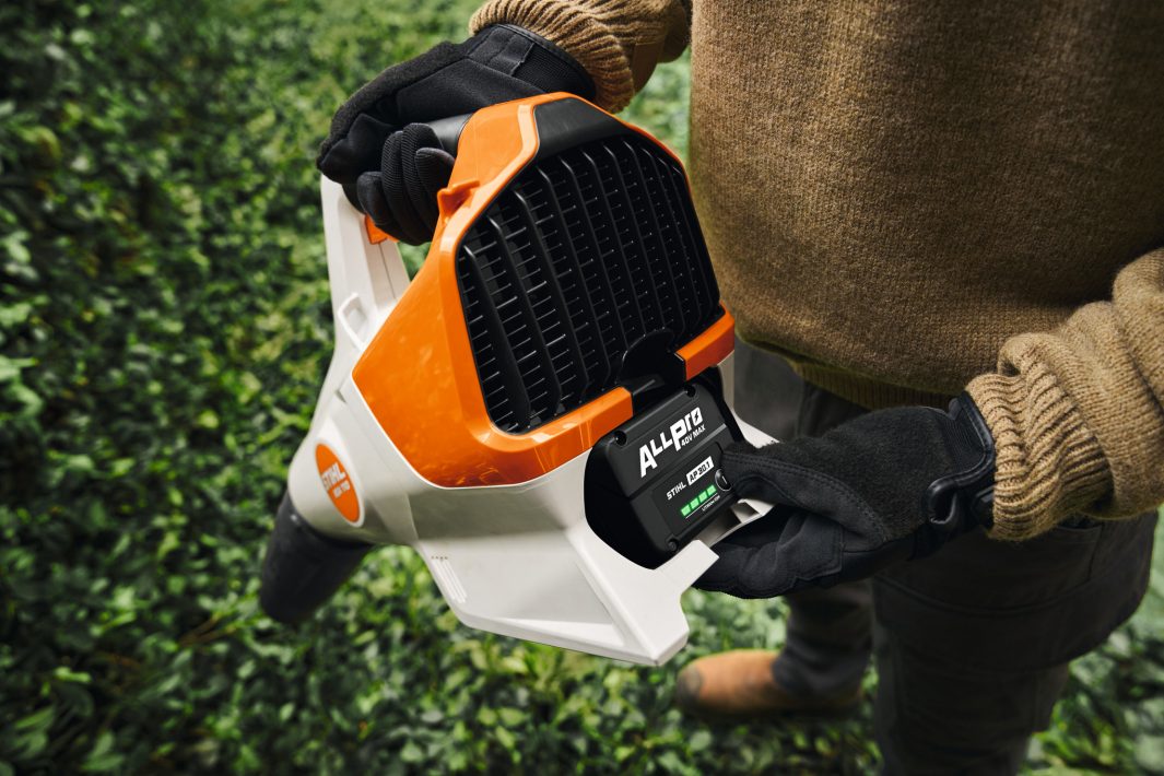 STIHL BGA110 Handheld Cordless Blower - AP / ALLPRO System (unit only)
