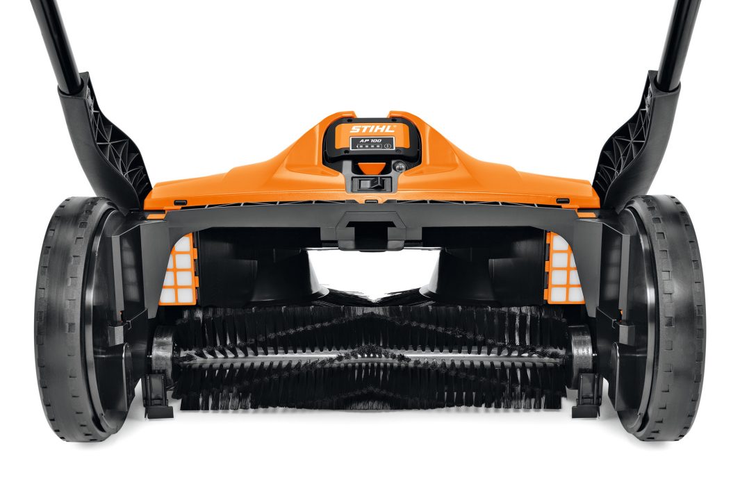 Stihl KGA770 Cordless Sweeping Machine - AP System (Unit only)