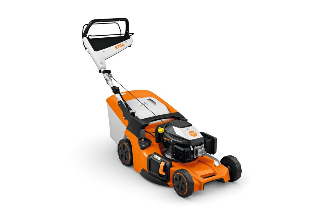 STIHL RM453T Self-Propelled Petrol Lawn Mower 21"