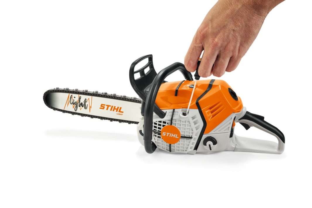 STIHL Battery-Operated MS500i Children's Toy Chainsaw
