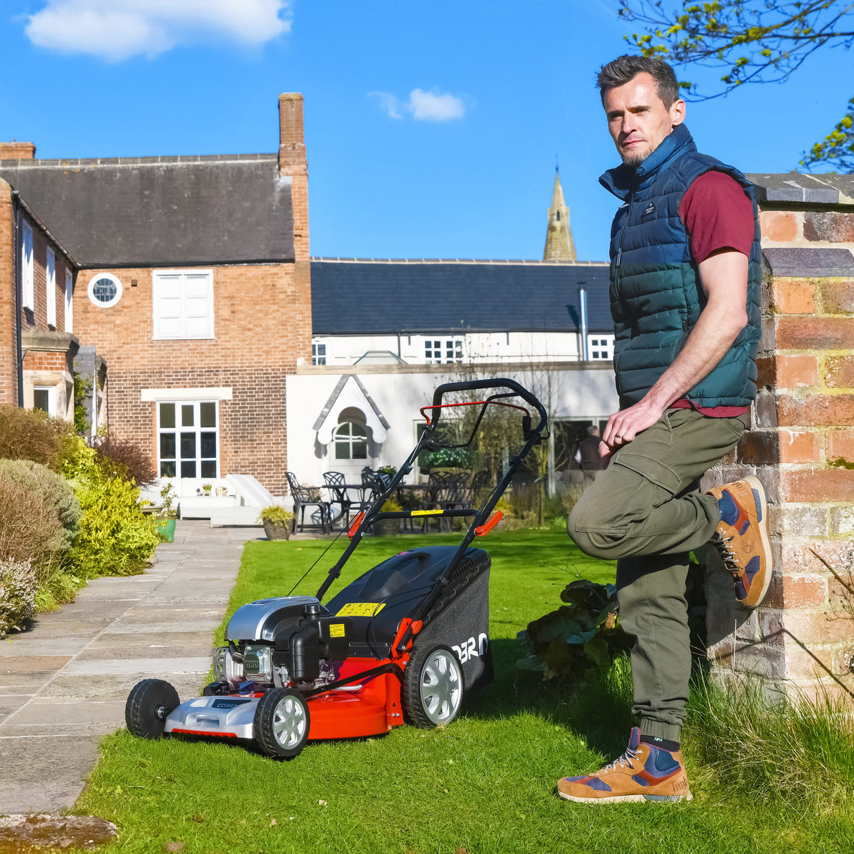 Cobra M51SPC Petrol Self-Propelled Lawnmower 20"