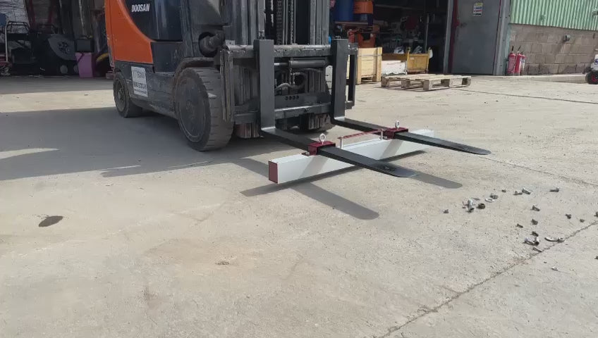 Magnetic Pick Up Tool For Forklift Truck