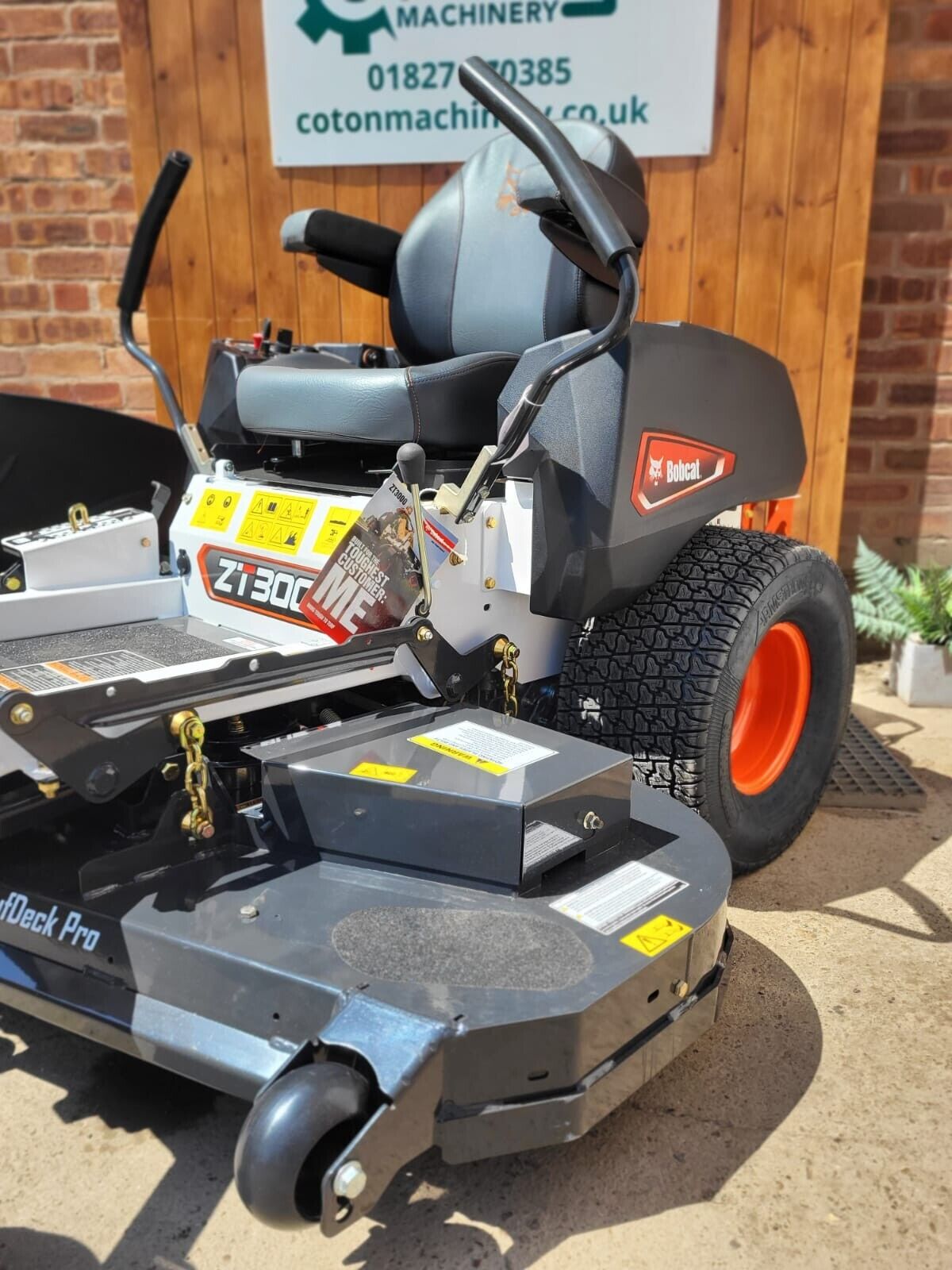 Zero Turn Ride On Lawn Mower