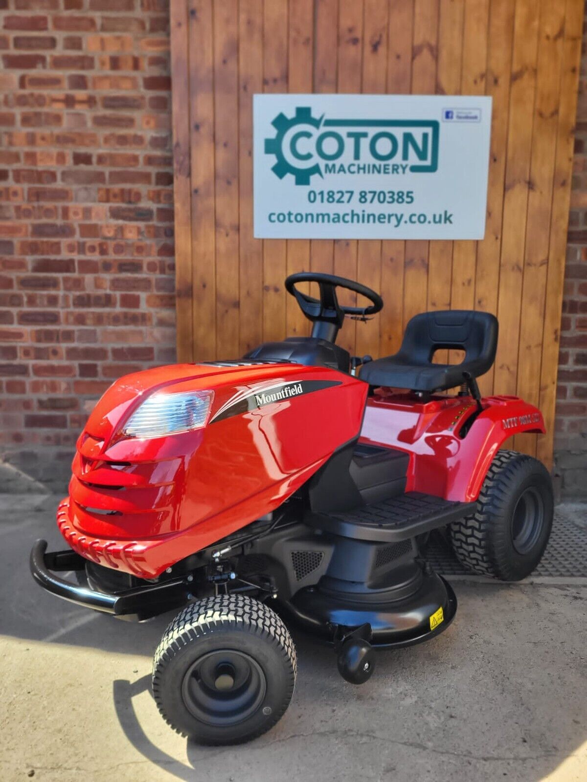 Mountfield MTF 98M Mulching Side Discharge Ride On Lawn Mower