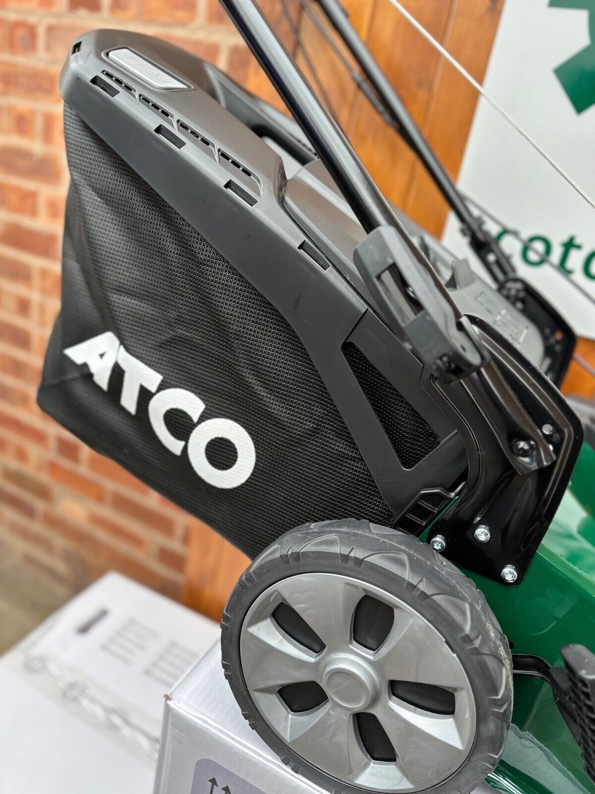 Atco Quattro 19S 4in1 Self Propelled Rotary Lawn Mower