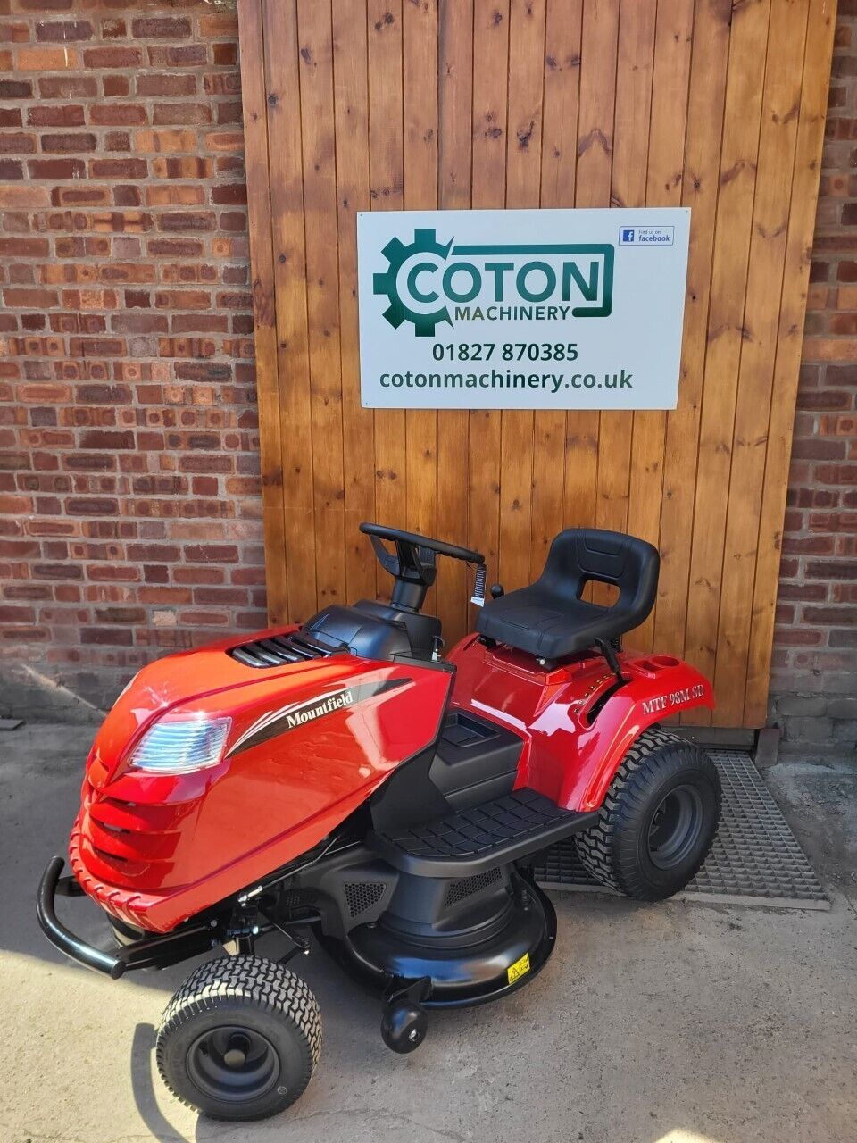 Mountfield MTF 98M Mulching Side Discharge Ride On Lawn Mower