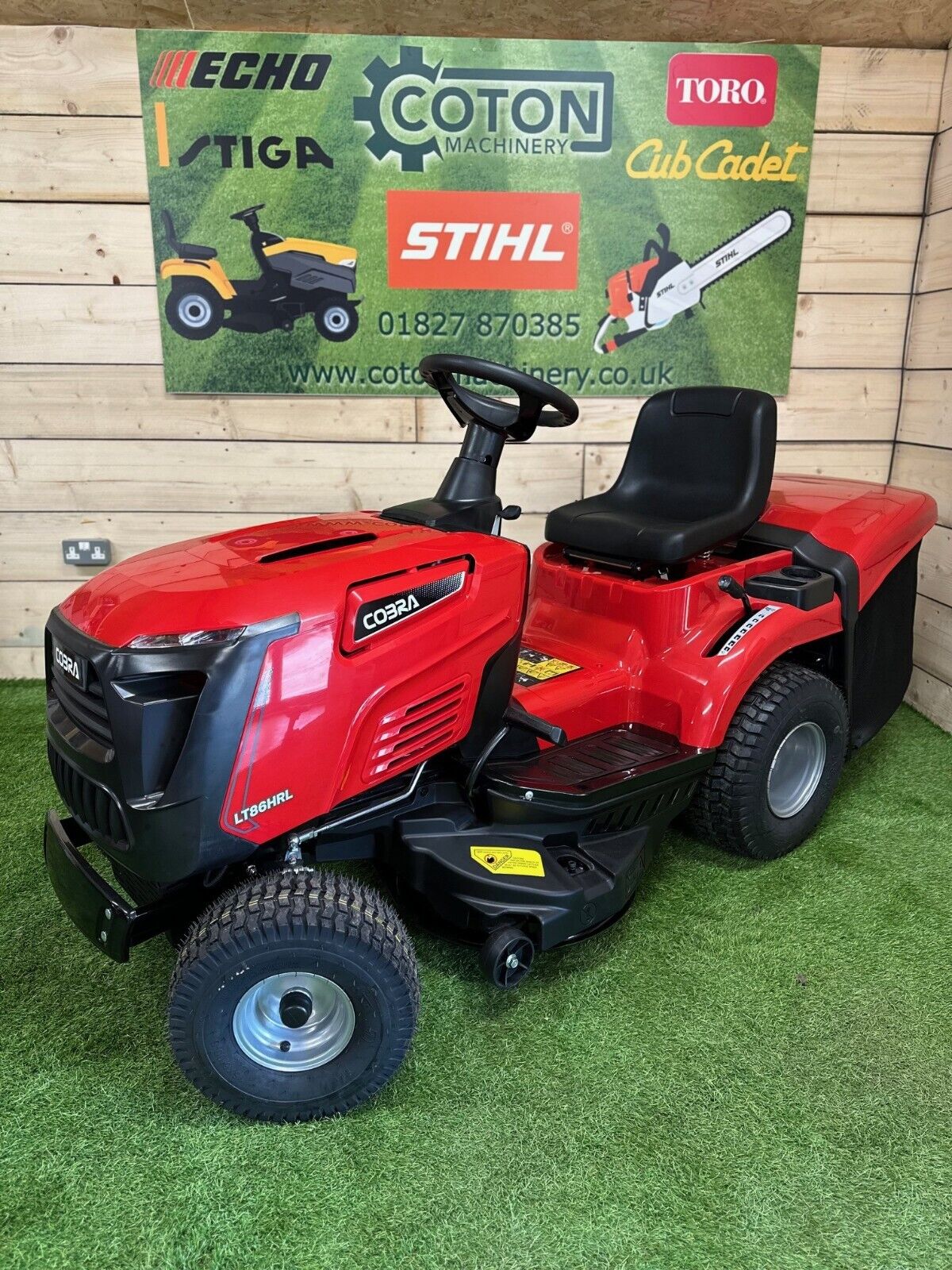 Cobra LT86HRL 34" Loncin Powered Lawn Tractor with Hydro Drive Ride On Mower