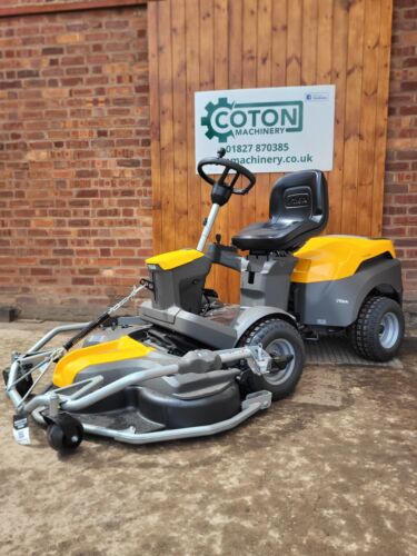 Stiga Park 500 & Combi Pro 110 Q Plus Front-Cut Ride-On Mower